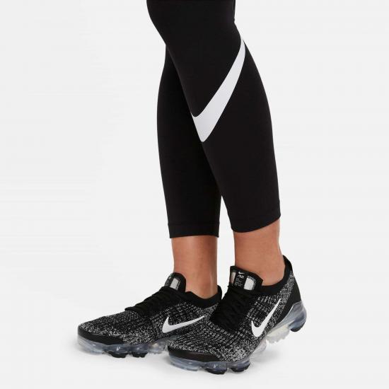 Nike sportswear essential