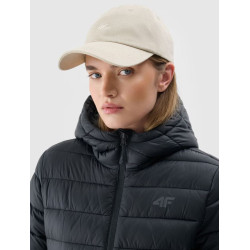 4F Dámska zatepľovacia bunda s recyklovanou výplňou - čierna