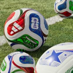 Lopta na zápasy Adidas Trionda FIFA World Cup 26™ 